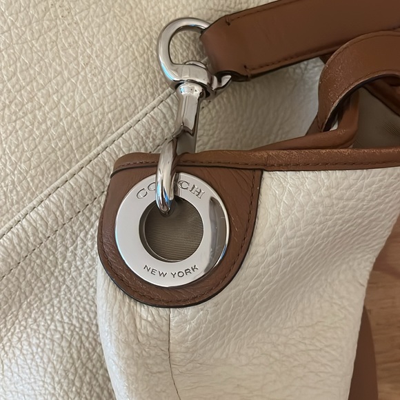 Coach Hadley Luxe Grain Leather Bag in SILVER/IVORY No C1492-F31334. - Picture 4 of 13